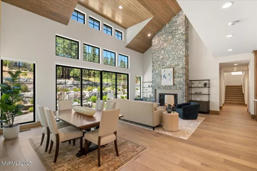 20605 Latour, Reno, Nevada 89511, 4 Bedrooms Bedrooms, ,5 BathroomsBathrooms,Residential,Residential,Latour,250055805