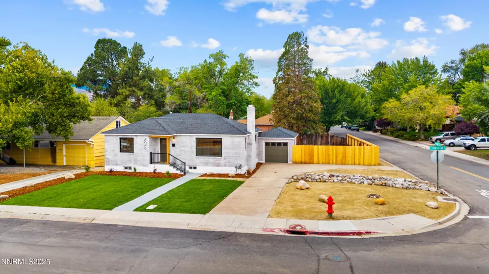625 Hunter Lake, Reno, Nevada 89509, 4 Bedrooms Bedrooms, ,3 BathroomsBathrooms,Residential,Residential,Hunter Lake,250055821