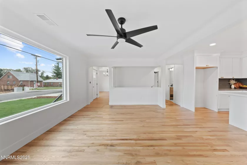 625 Hunter Lake, Reno, Nevada 89509, 4 Bedrooms Bedrooms, ,3 BathroomsBathrooms,Residential,Residential,Hunter Lake,250055821