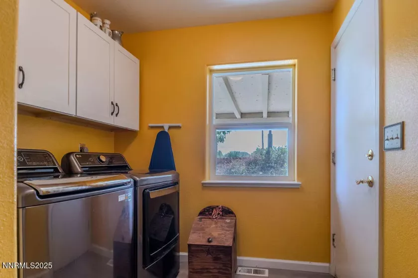 1610 Mary, Fernley, Nevada 89408, 3 Bedrooms Bedrooms, ,2 BathroomsBathrooms,Residential,Residential,Mary,250055843