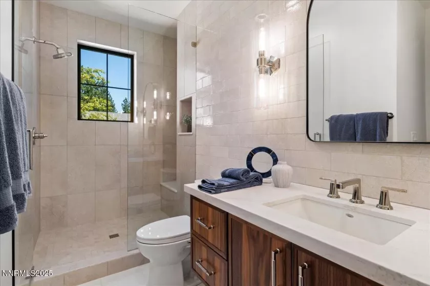 20585 Latour, Reno, Nevada 89511, 3 Bedrooms Bedrooms, ,3 BathroomsBathrooms,Residential,Residential,Latour,250055844