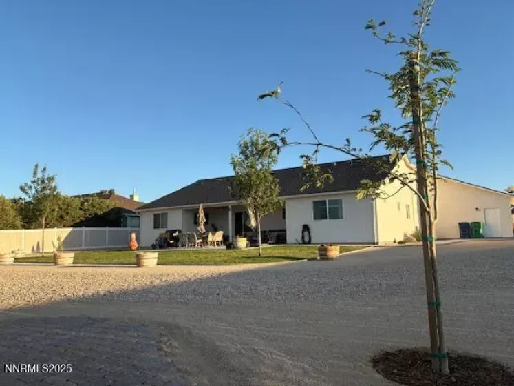 529 Saddle Horn Way, Fernley, Nevada 89408, 4 Bedrooms Bedrooms, ,2 BathroomsBathrooms,Residential,Residential,Saddle Horn Way,250055845