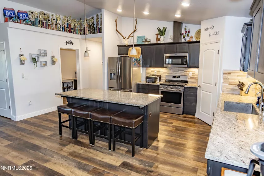 529 Saddle Horn Way, Fernley, Nevada 89408, 4 Bedrooms Bedrooms, ,2 BathroomsBathrooms,Residential,Residential,Saddle Horn Way,250055845