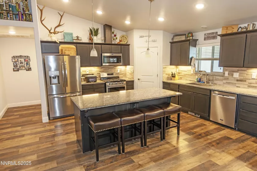 529 Saddle Horn Way, Fernley, Nevada 89408, 4 Bedrooms Bedrooms, ,2 BathroomsBathrooms,Residential,Residential,Saddle Horn Way,250055845