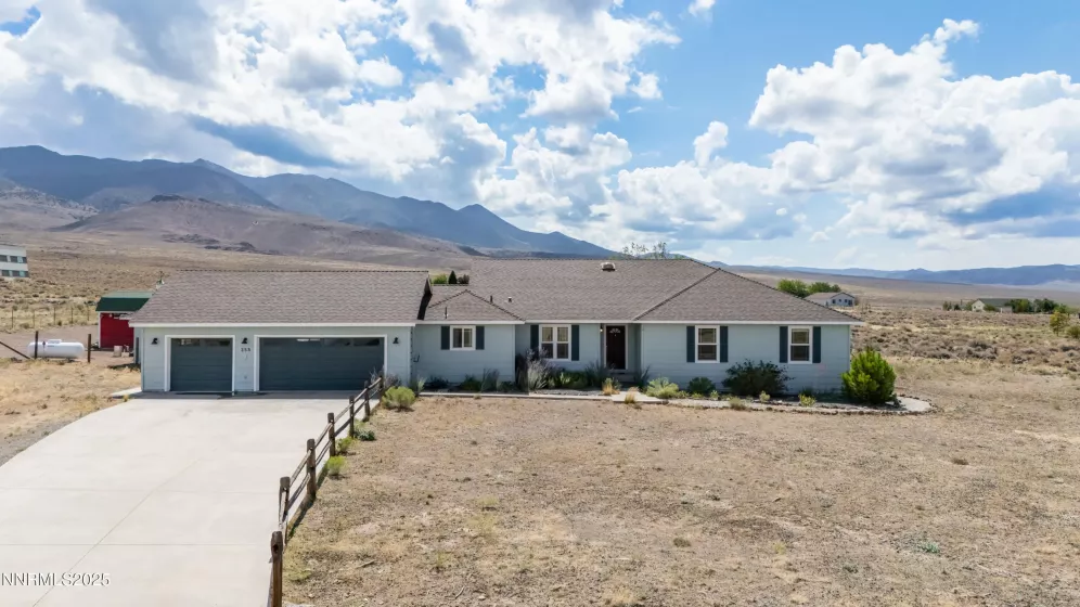 255 Hiko, Dayton, Nevada 89403, 4 Bedrooms Bedrooms, ,3 BathroomsBathrooms,Residential,Residential,Hiko,250055848