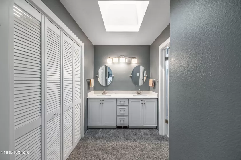 255 Hiko, Dayton, Nevada 89403, 4 Bedrooms Bedrooms, ,3 BathroomsBathrooms,Residential,Residential,Hiko,250055848