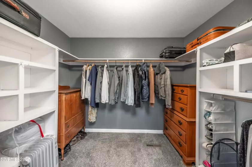 255 Hiko, Dayton, Nevada 89403, 4 Bedrooms Bedrooms, ,3 BathroomsBathrooms,Residential,Residential,Hiko,250055848