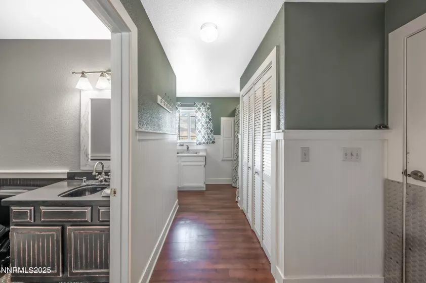 255 Hiko, Dayton, Nevada 89403, 4 Bedrooms Bedrooms, ,3 BathroomsBathrooms,Residential,Residential,Hiko,250055848
