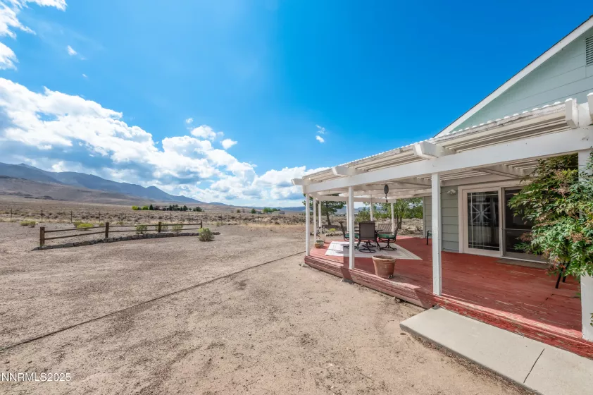 255 Hiko, Dayton, Nevada 89403, 4 Bedrooms Bedrooms, ,3 BathroomsBathrooms,Residential,Residential,Hiko,250055848