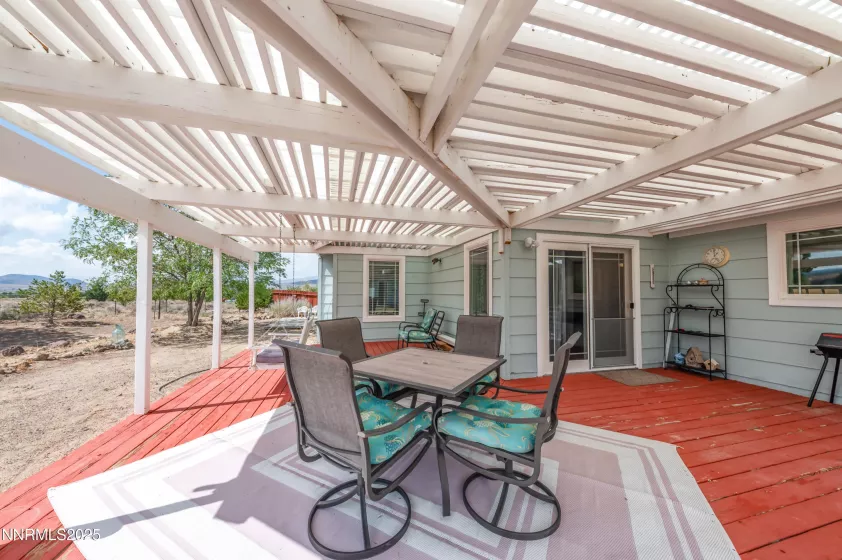 255 Hiko, Dayton, Nevada 89403, 4 Bedrooms Bedrooms, ,3 BathroomsBathrooms,Residential,Residential,Hiko,250055848