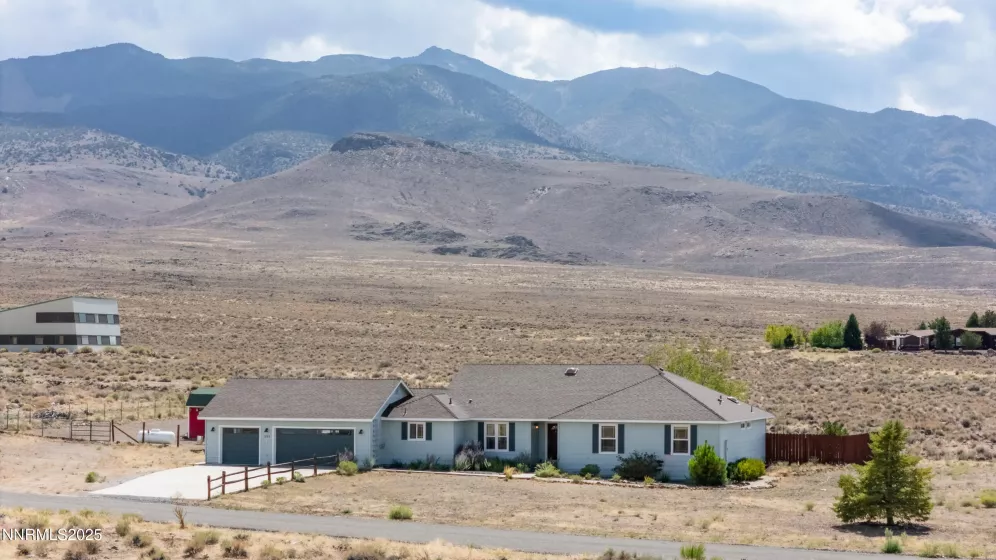 255 Hiko, Dayton, Nevada 89403, 4 Bedrooms Bedrooms, ,3 BathroomsBathrooms,Residential,Residential,Hiko,250055848