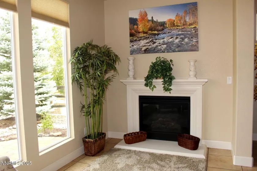 1124 Dutch Hollow, Reno, Nevada 89523, 3 Bedrooms Bedrooms, ,2 BathroomsBathrooms,Residential,Residential,Dutch Hollow,250055849