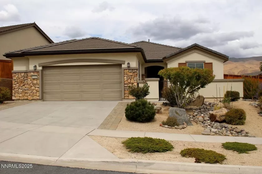 1124 Dutch Hollow, Reno, Nevada 89523, 3 Bedrooms Bedrooms, ,2 BathroomsBathrooms,Residential,Residential,Dutch Hollow,250055849