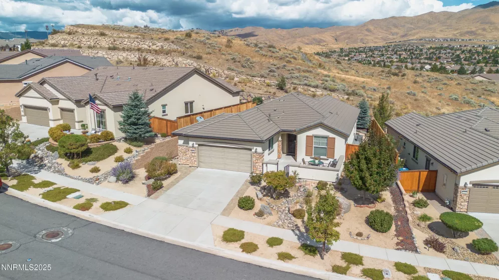 1124 Dutch Hollow, Reno, Nevada 89523, 3 Bedrooms Bedrooms, ,2 BathroomsBathrooms,Residential,Residential,Dutch Hollow,250055849
