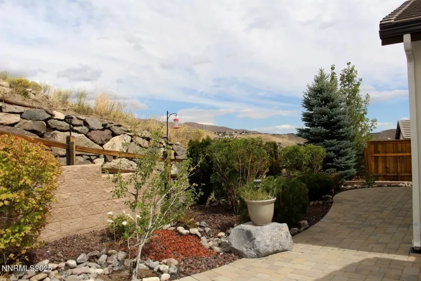 1124 Dutch Hollow, Reno, Nevada 89523, 3 Bedrooms Bedrooms, ,2 BathroomsBathrooms,Residential,Residential,Dutch Hollow,250055849