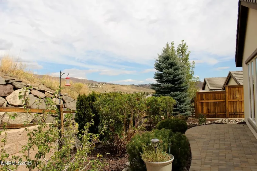 1124 Dutch Hollow, Reno, Nevada 89523, 3 Bedrooms Bedrooms, ,2 BathroomsBathrooms,Residential,Residential,Dutch Hollow,250055849