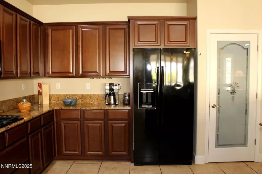 1124 Dutch Hollow, Reno, Nevada 89523, 3 Bedrooms Bedrooms, ,2 BathroomsBathrooms,Residential,Residential,Dutch Hollow,250055849