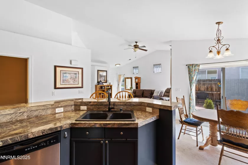 10375 Rosemount, Reno, Nevada 89521, 3 Bedrooms Bedrooms, ,2 BathroomsBathrooms,Residential,Residential,Rosemount,250055851