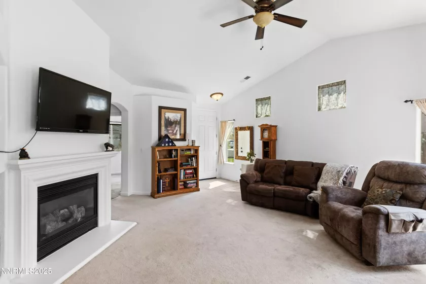 10375 Rosemount, Reno, Nevada 89521, 3 Bedrooms Bedrooms, ,2 BathroomsBathrooms,Residential,Residential,Rosemount,250055851