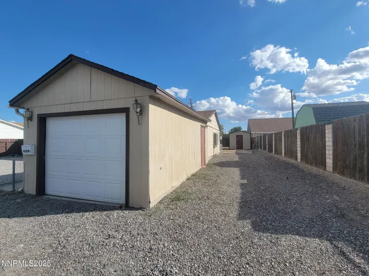 225 Johnson Ln, Fernley, Nevada 89408, 3 Bedrooms Bedrooms, ,2 BathroomsBathrooms,Residential,Residential,Johnson Ln,250055852