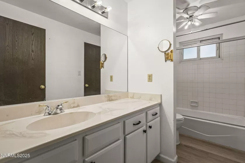 7125 Estates, Reno, Nevada 89506, 4 Bedrooms Bedrooms, ,2 BathroomsBathrooms,Residential,Residential,Estates,250055853