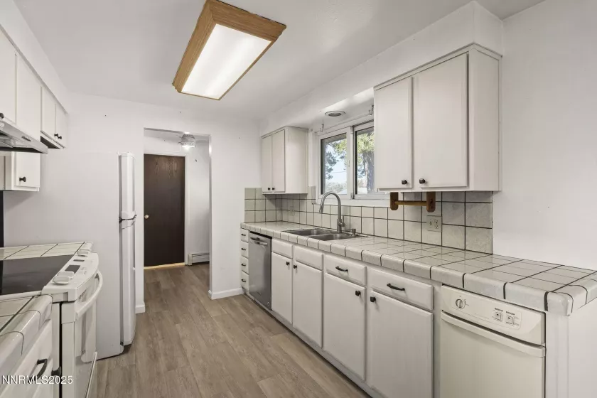 7125 Estates, Reno, Nevada 89506, 4 Bedrooms Bedrooms, ,2 BathroomsBathrooms,Residential,Residential,Estates,250055853