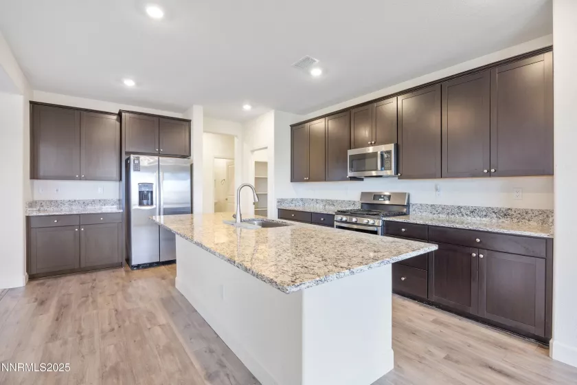 Stunning chef’s kitchen