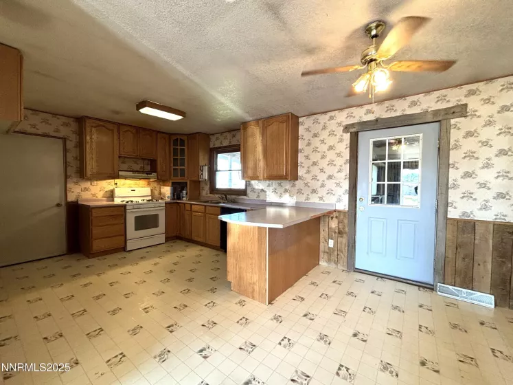 2115 Maryjo, Battle Mountain, Nevada 89820, 3 Bedrooms Bedrooms, ,3 BathroomsBathrooms,Residential,Residential,Maryjo,250055861