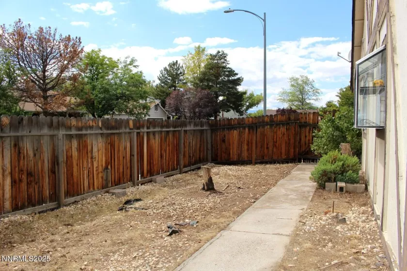 2002 Tangerine, Sparks, Nevada 89434, 3 Bedrooms Bedrooms, ,2 BathroomsBathrooms,Residential,Residential,Tangerine,250055866