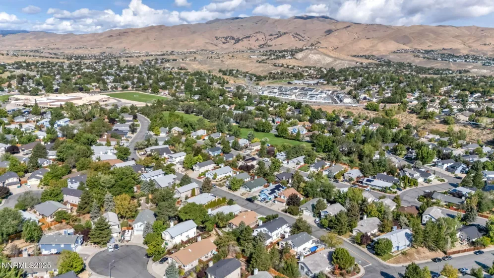6339 Park, Reno, Nevada 89523, 3 Bedrooms Bedrooms, ,2 BathroomsBathrooms,Residential,Residential,Park,250055868