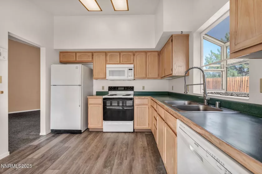 6339 Park, Reno, Nevada 89523, 3 Bedrooms Bedrooms, ,2 BathroomsBathrooms,Residential,Residential,Park,250055868