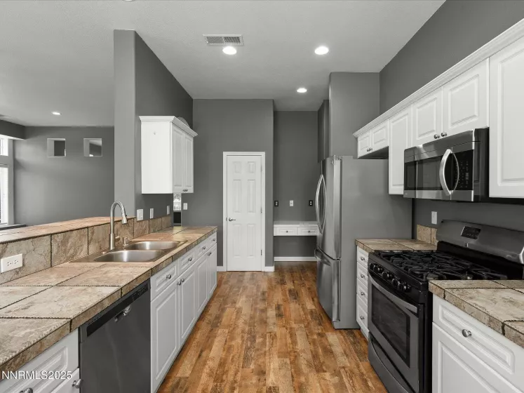 3663 Copernicus, Sparks, Nevada 89436, 4 Bedrooms Bedrooms, ,2 BathroomsBathrooms,Residential,Residential,Copernicus,250055869