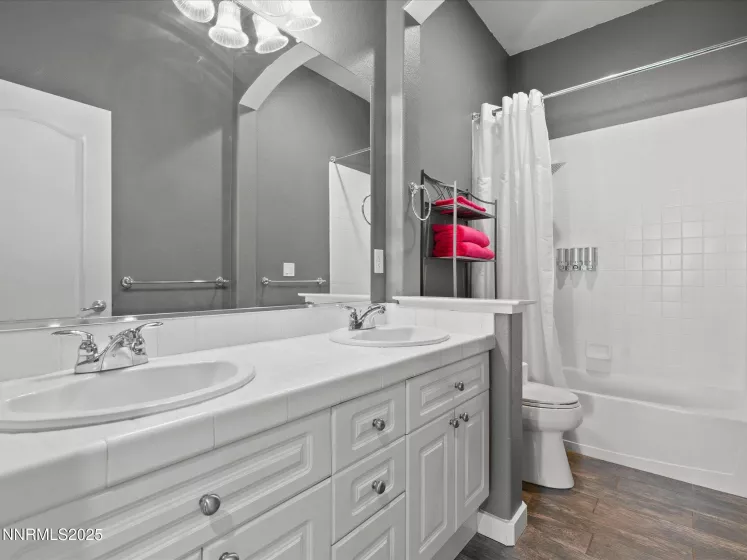 3663 Copernicus, Sparks, Nevada 89436, 4 Bedrooms Bedrooms, ,2 BathroomsBathrooms,Residential,Residential,Copernicus,250055869