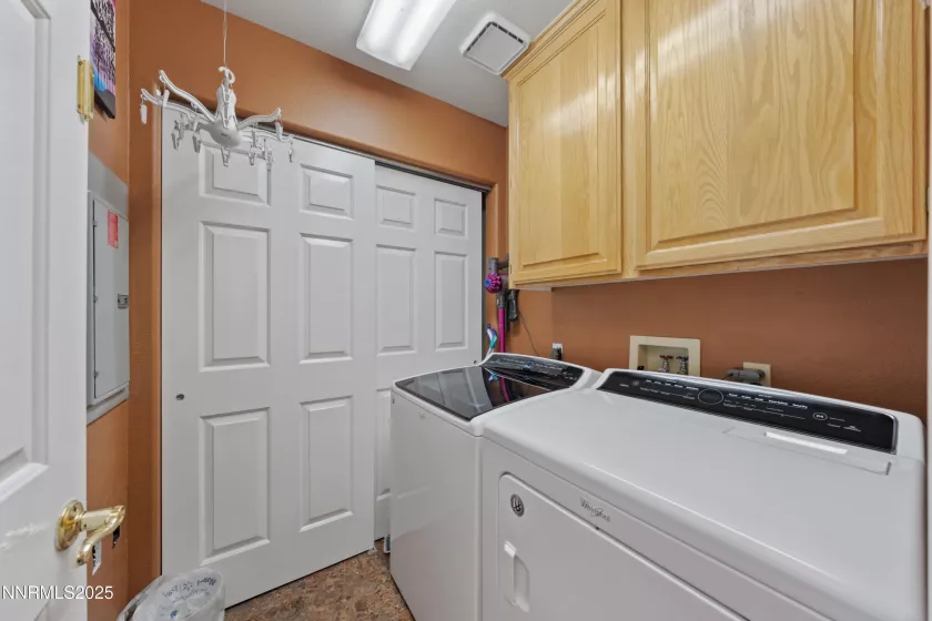 220 Sierra Shadows, Gardnerville, Nevada 89460, 3 Bedrooms Bedrooms, ,3 BathroomsBathrooms,Residential,Residential,Sierra Shadows,250055870
