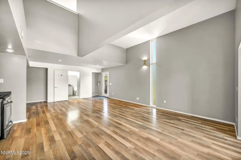 347 Mount Rose living room