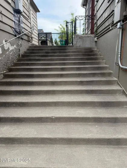 347 Mount Rose bathroom