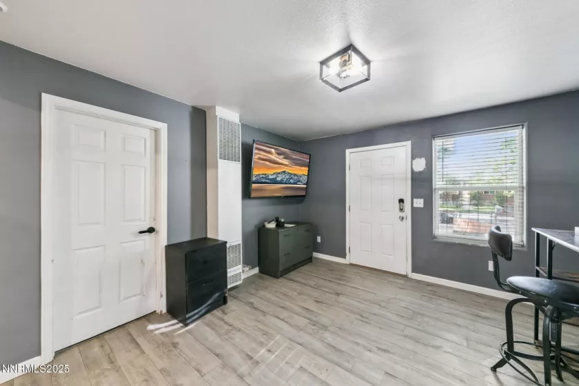 440 7th, Reno, Nevada 89512, 3 Bedrooms Bedrooms, ,2 BathroomsBathrooms,Residential,Residential,7th,250055873