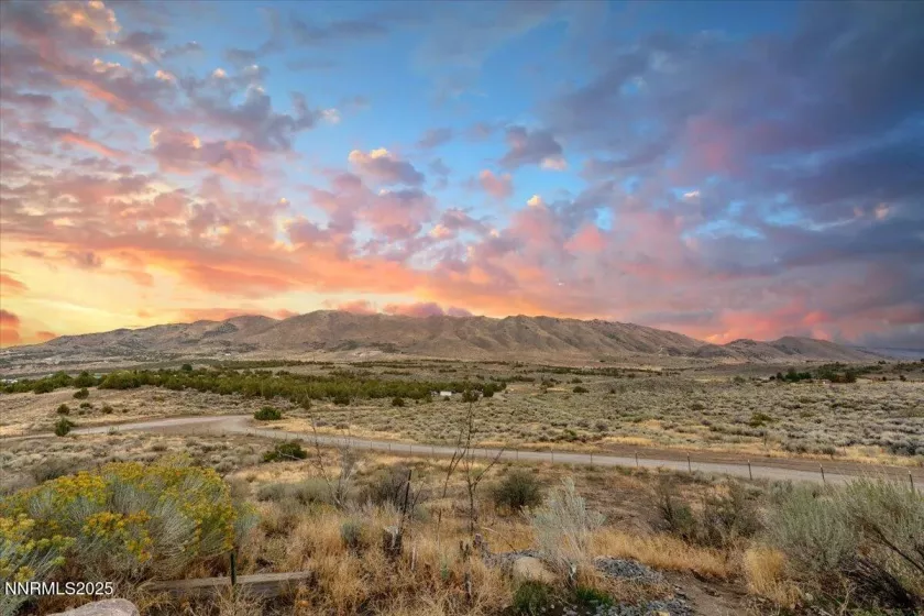 15030 Red Rock, Reno, Nevada 89508, 5 Bedrooms Bedrooms, ,3 BathroomsBathrooms,Residential,Residential,Red Rock,250055879