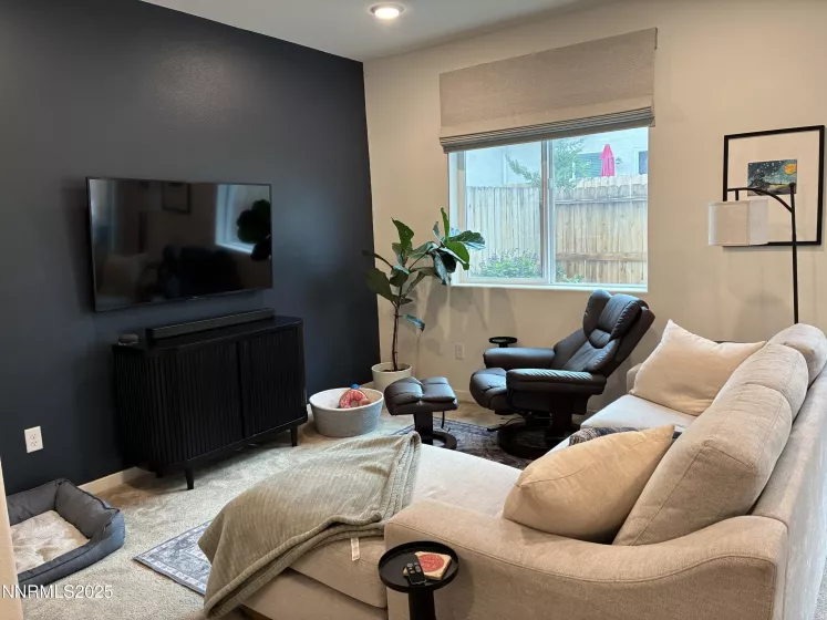 4915 Black Falcon, Sun Valley, Nevada 89433, 3 Bedrooms Bedrooms, ,3 BathroomsBathrooms,Residential,Residential,Black Falcon,250055882