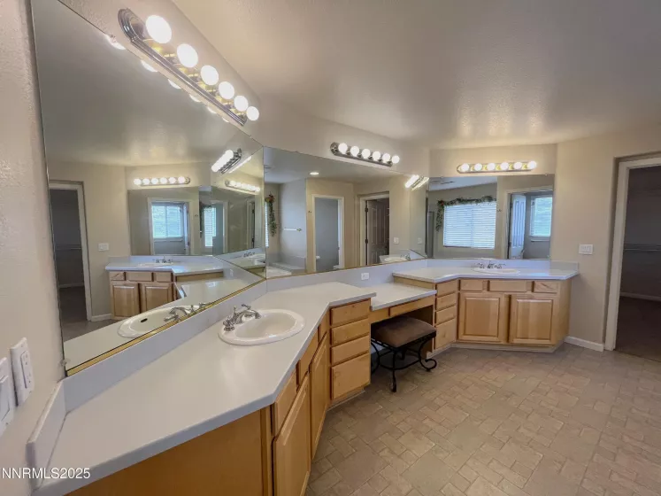 2960 Deer Run, Reno, Nevada 89509, 4 Bedrooms Bedrooms, ,3 BathroomsBathrooms,Residential Lease,Manufactured,Deer Run,250055883