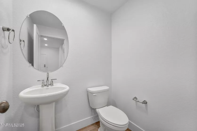 8625 Crandell, Reno, Nevada 89506, 3 Bedrooms Bedrooms, ,3 BathroomsBathrooms,Residential,Residential,Crandell,250055887