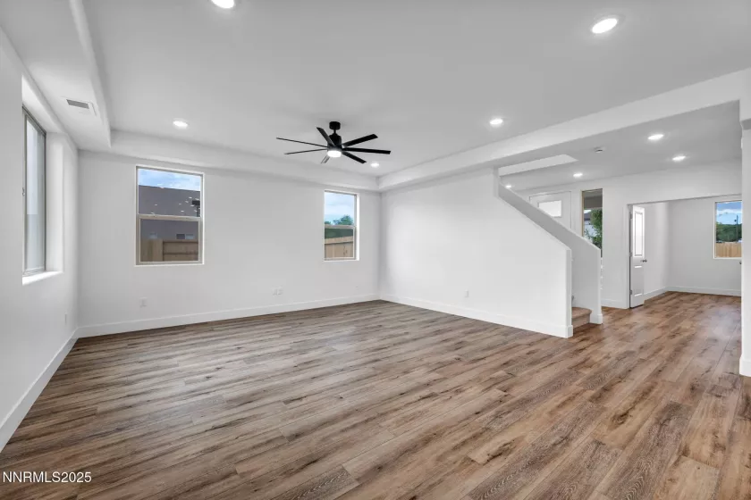 8625 Crandell, Reno, Nevada 89506, 3 Bedrooms Bedrooms, ,3 BathroomsBathrooms,Residential,Residential,Crandell,250055887