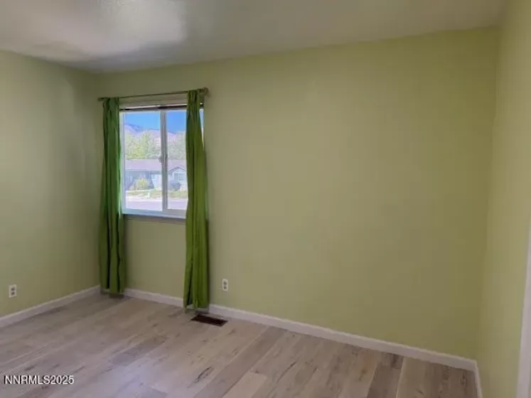 997 Ridgeview, Carson City, Nevada 89705, 3 Bedrooms Bedrooms, ,2 BathroomsBathrooms,Residential,Residential,Ridgeview,250055890