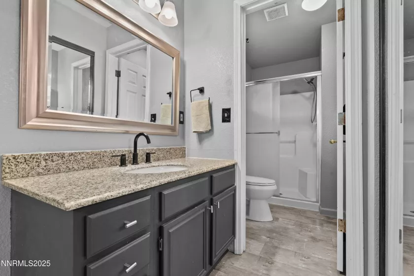 997 Ridgeview, Carson City, Nevada 89705, 3 Bedrooms Bedrooms, ,2 BathroomsBathrooms,Residential,Residential,Ridgeview,250055890