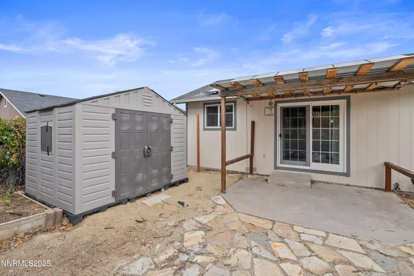997 Ridgeview, Carson City, Nevada 89705, 3 Bedrooms Bedrooms, ,2 BathroomsBathrooms,Residential,Residential,Ridgeview,250055890