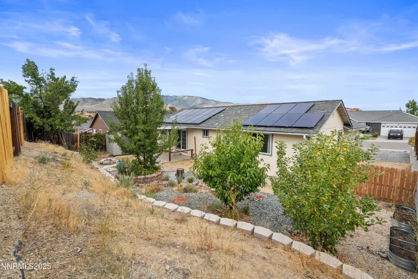 997 Ridgeview, Carson City, Nevada 89705, 3 Bedrooms Bedrooms, ,2 BathroomsBathrooms,Residential,Residential,Ridgeview,250055890