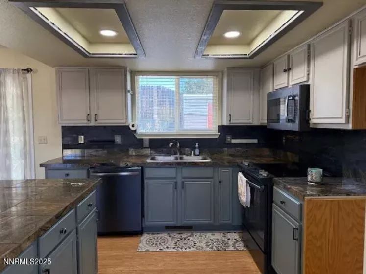 997 Ridgeview, Carson City, Nevada 89705, 3 Bedrooms Bedrooms, ,2 BathroomsBathrooms,Residential,Residential,Ridgeview,250055890