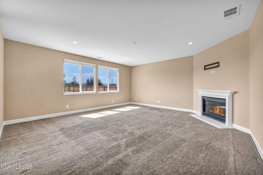 748 Tufa, Spanish Springs, Nevada 89441, 4 Bedrooms Bedrooms, ,3 BathroomsBathrooms,Residential,Residential,Tufa,250055888