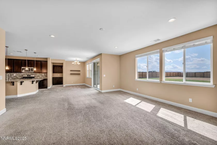748 Tufa, Spanish Springs, Nevada 89441, 4 Bedrooms Bedrooms, ,3 BathroomsBathrooms,Residential,Residential,Tufa,250055888