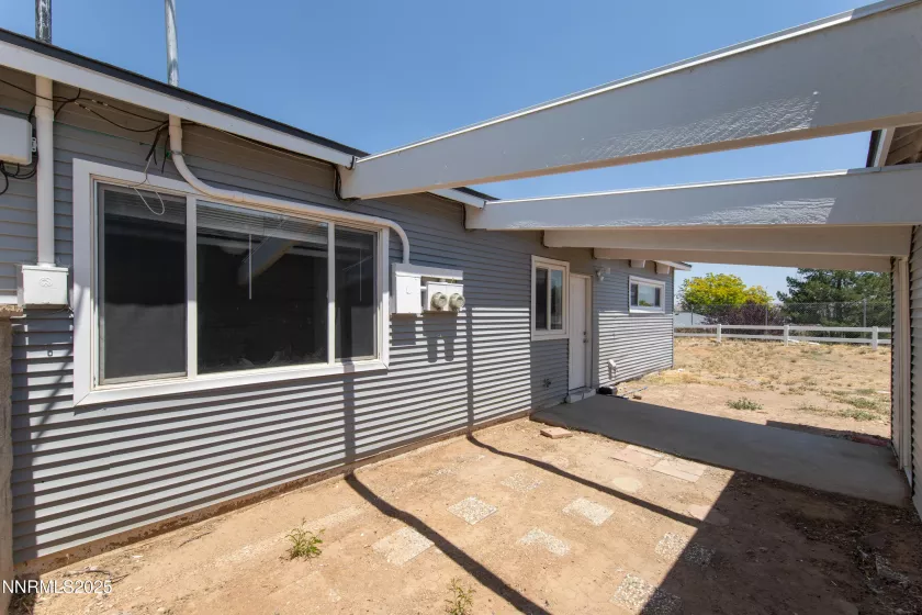 12190 Rocky Mountain, Reno, Nevada 89506, 2 Bedrooms Bedrooms, ,1 BathroomBathrooms,Residential,Residential,Rocky Mountain,250053127